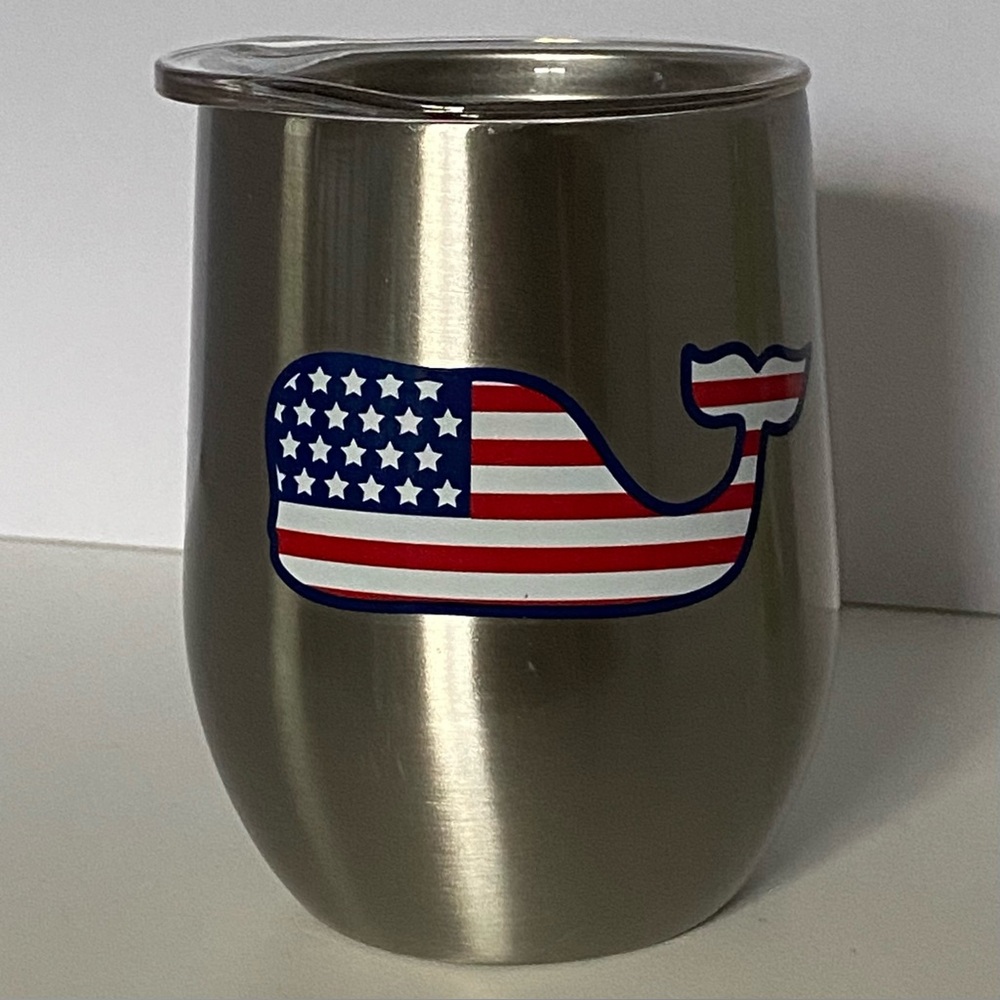 Vineyard Vines stainless steel Cup With Lid Silver Flag Whale Lidded Portable